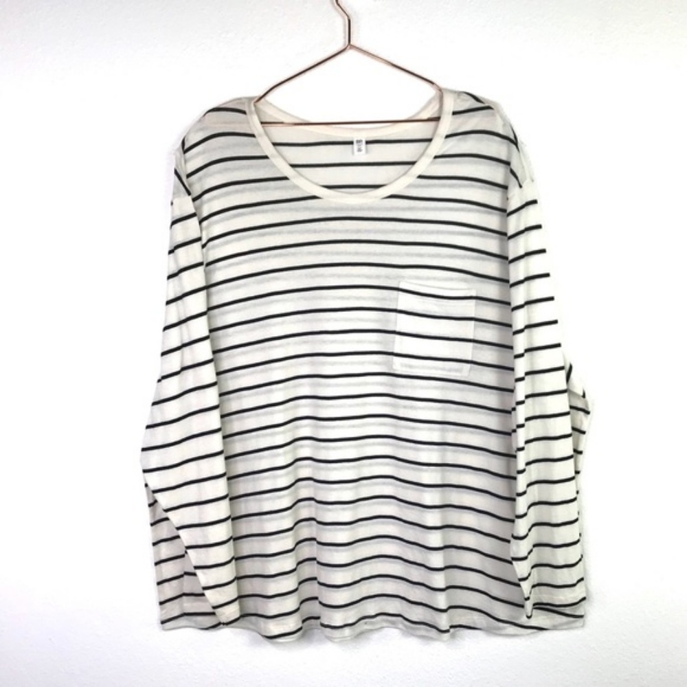 BP Relaxed Fit Long Sleeve Tee with Front Pocket - Picture 2 of 6